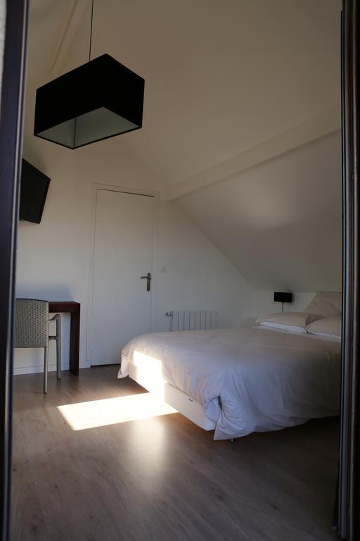 Du Côté De Chez Jos Hotel Bezons Buitenkant foto
